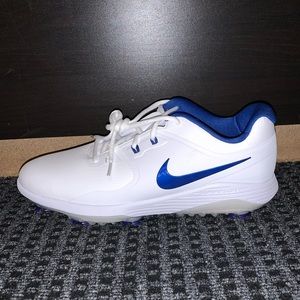 Nike blue & white golf shoes brand new